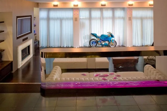 the-interior-of-the-home-looacter