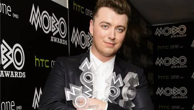 Ο Sam Smith κρατάει τέσσερα βραβεία MOBO Awards.