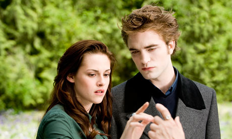 Δείτε πόσο άλλαξαν οι πρωταγωνιστές του Twilight από την πρώτη πρεμιέρα της ταινίας το 2008!