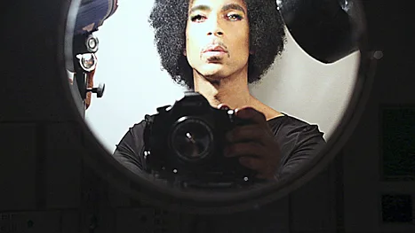 1415726418_prince-lg