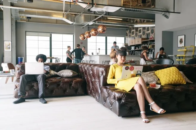 20.wework-wonderbread-couch_28671-660x440