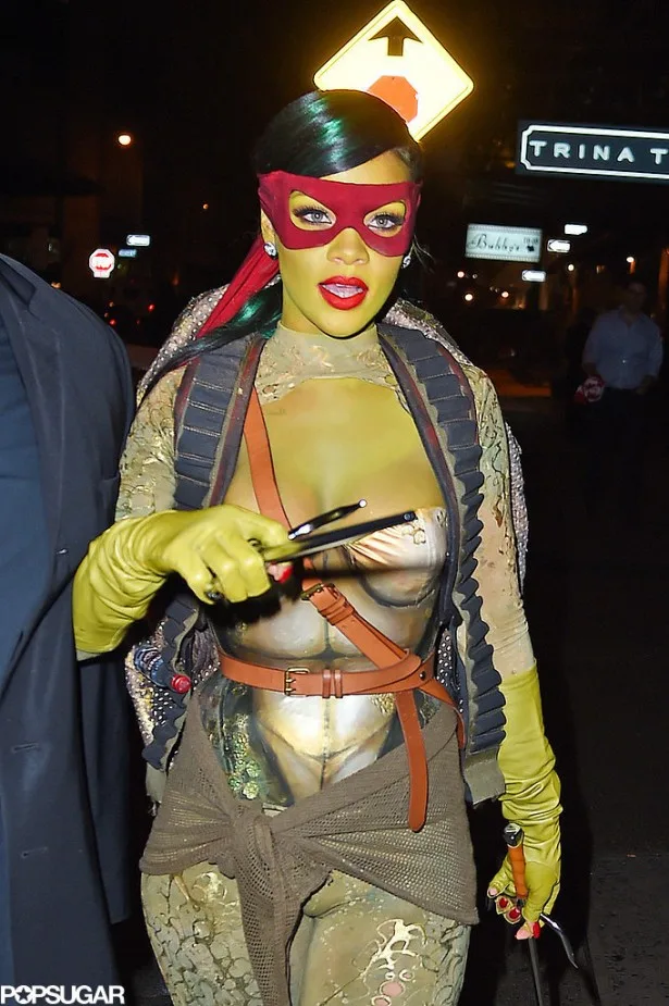 Rihanna-Dressed-Up-Teenage-Mutant-Ninja-Turtle-Photos (2)