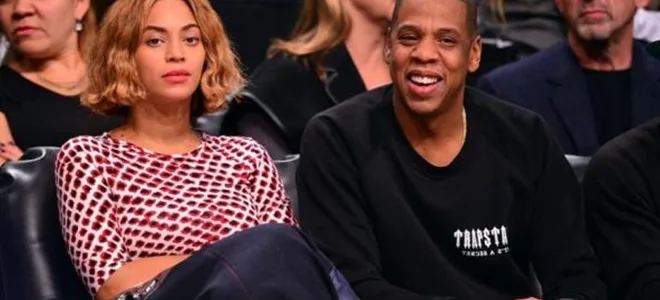 Η Beyonce και ο Jay-Z σε αγώνα μπάσκετ του NBA