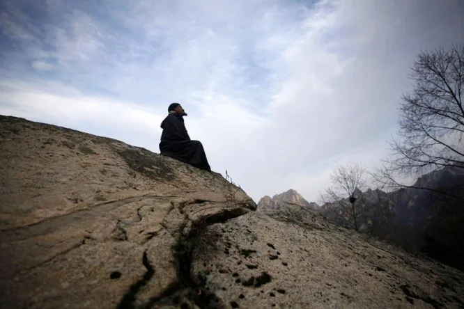 Chinese Multi Millionaire Gave Up Rat Race To Be Hermit