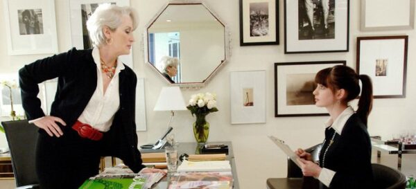 Ο διάβολος πραγματικά φορούσε Prada! «Η Meryl Streep μου φερόταν σαν να είμαι υπάλληλός της», αποκαλύπτει η Anne Hathaway.