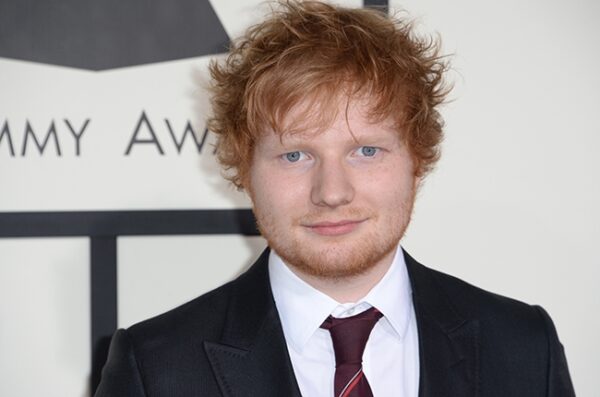 Συγκινεί ο Ed Sheeran! Δέχτηκε να «παντρευτεί» φαν του που πάσχει από ανίατη ασθένεια!