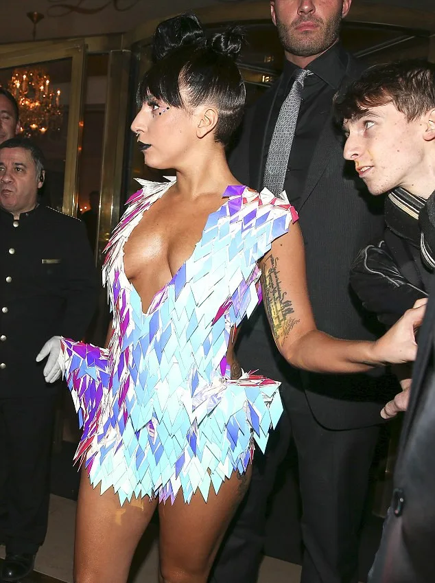 gaga4_5