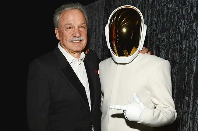Ο Giorgio Moroder με μέλος των Daft Punk