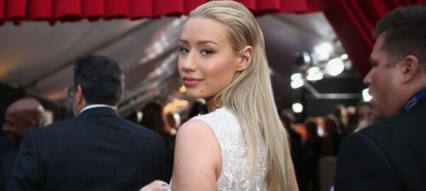 Το σκίσιμο του ρούχου της Iggy Azalea και άλλα 8 αποκαλυπτικά ατυχήματα!