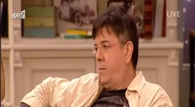 Ο Δήμος Μυλωνάς σε τηλεοπτική εκπομπή.
