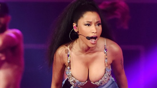 Δείτε την Nicki Minaj πιο καυτή από ποτέ στα γυρίσματα του νέου της video clip