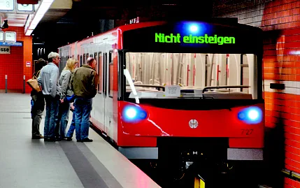 pof108_mass_ubahn1