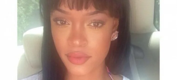 Η Andele Lara, σωσίας της Rihanna, σε κοντινό πλάνο.