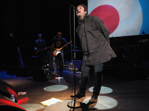 Δείτε τον Liam Gallagher στην πρώτη του live εμφάνιση μετά τη διάλυση της μπάντας του!