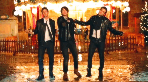 Δείτε σε 1η αποκλειστική μετάδοση το νέο video clip των Boys and Noise “Μένω δικός σου”!