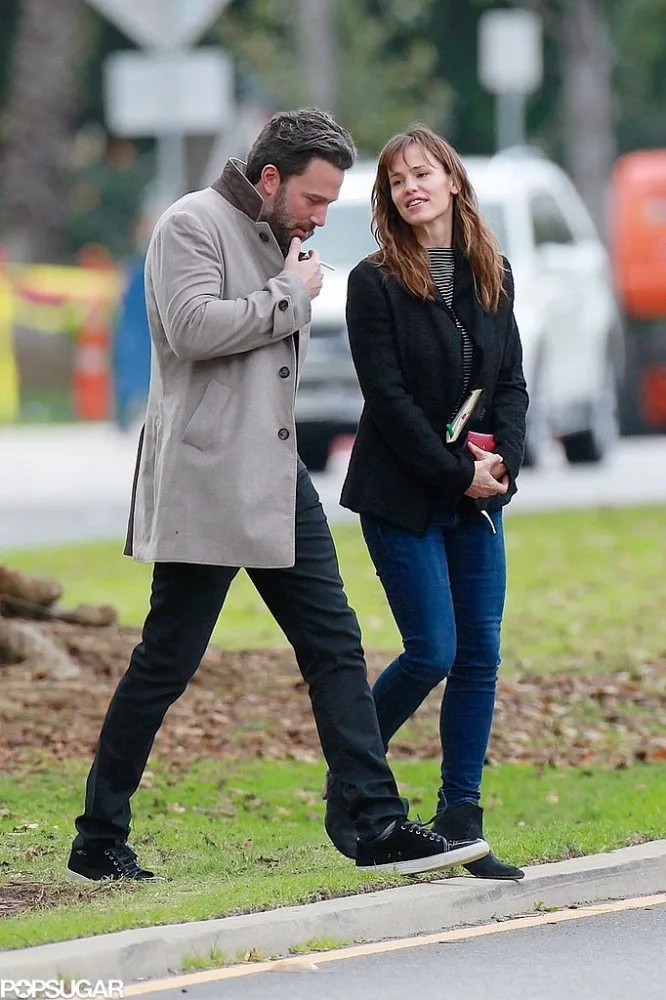 Ben-Affleck-Jennifer-Garner-PDA-2014-Pictures-6