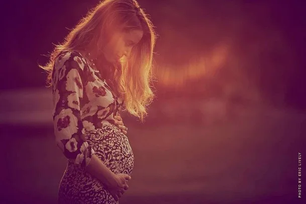 Blake-Lively-Baby-Bump