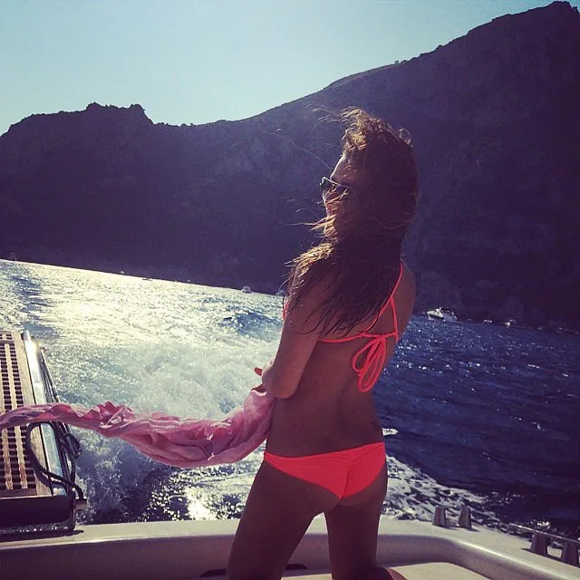 Lea-Michele-Lets-All-Hang-Out