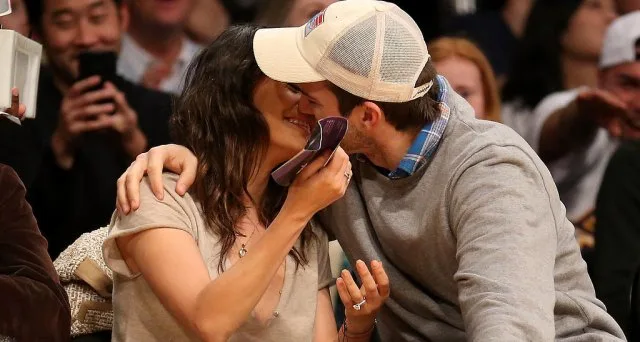 Mila-Kunis-Ashton-Kutcher-Lakers-Game-Dec-201411