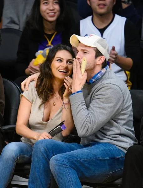 Mila-Kunis-Ashton-Kutcher-Lakers-Game-Dec-20143