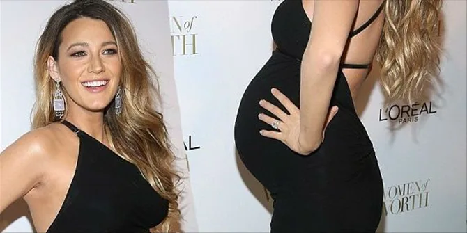 Η Blake Lively με μαύρο εξώπλατο φόρεμα σε προχωρημένη εγκυμοσύνη.