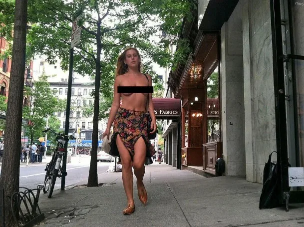Scout-Willis-Topless-Outing