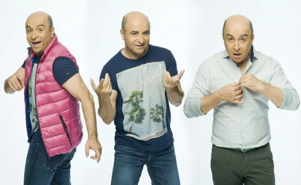 Ο Μάρκος Σεφερλής σε τρεις διαφορετικές πόζες.