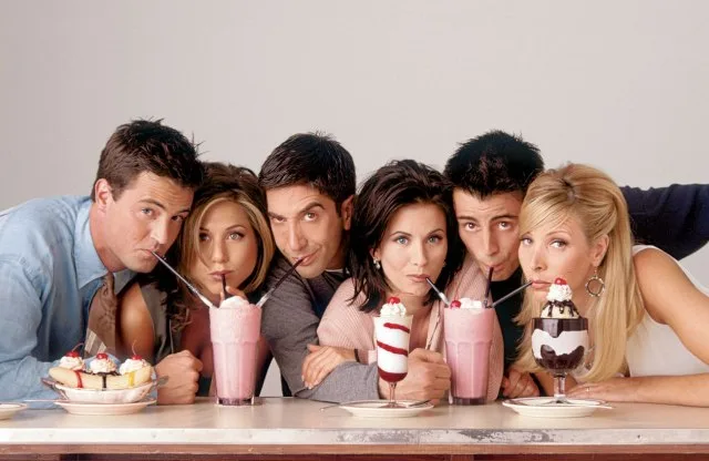 Οι πρωταγωνιστές της σειράς Friends Matthew Perry, Jennifer Aniston, David Schwimmer, Courteney Cox, Matt LeBlanc, Lisa Kudrow.