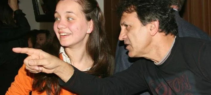 Η Αρετή Κετιμέ και ο Γιώργος Νταλάρας σε κοινή τους εμφάνιση.