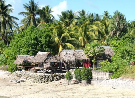 kiribati-moves-to-fiji-1-537x392