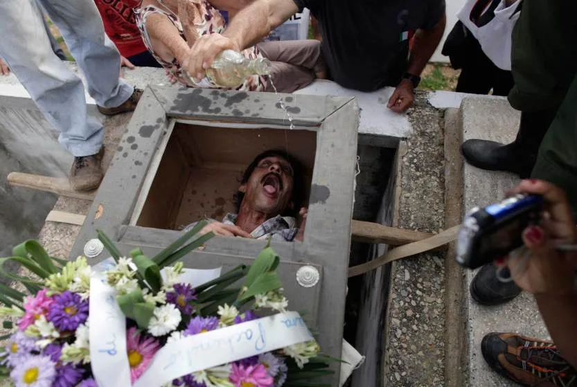 APTOPIX Cuba Buried Alive Photo Essay