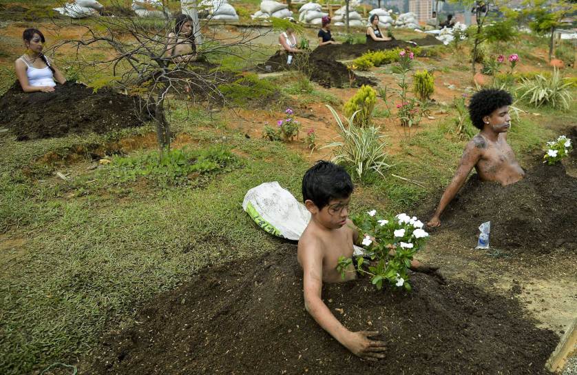 COLOMBIA-CONFLICT-PERFORMANCE