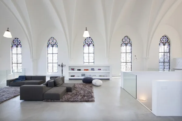 residential-church-xl-by-zecc