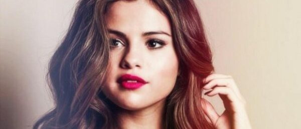 Η Selena Gomez  προετοιμάζει το νέο της άλμπουμ και μας το δείχνει στο…instagram!
