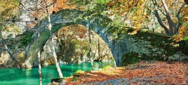 6 λόγοι για να επισκεφτεί κάποιος την Ελλάδα και το χειμώνα. Δείτε τις υπέροχες φωτογραφίες