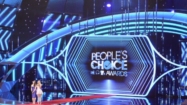 Ed Sheeran και Taylor Swift θριαμβευτές των People’s Choice Awards! Δείτε όλους τους νικητές