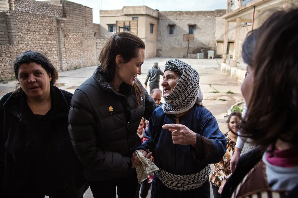 Angelina-Jolie-Refugee-Camp-Iraq-January-2015-2