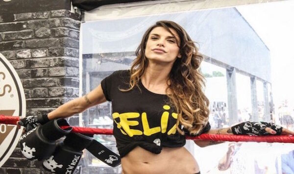Η Elisabetta Canalis, το sexy μοντέλο σε ρόλο μποξέρ. Αντέχεις;