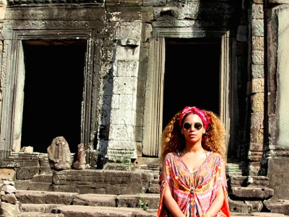beyonce-vacation-2015-7-580x435