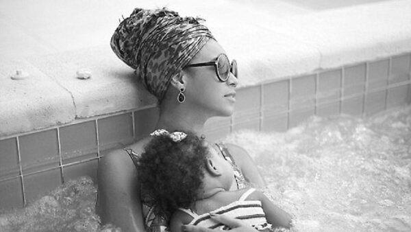 Η Βlue Ivy έγινε τριών και η Beyonce το γιορτάζει στο instagram!