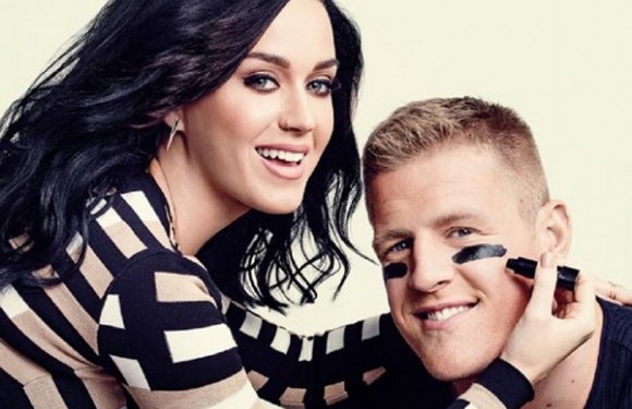 Δείτε την Katy Perry στο εξώφυλλο αθλητικού περιοδικού μαζί γνωστό αθλητή του NFL