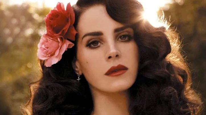 Cola της Lana Del Rey