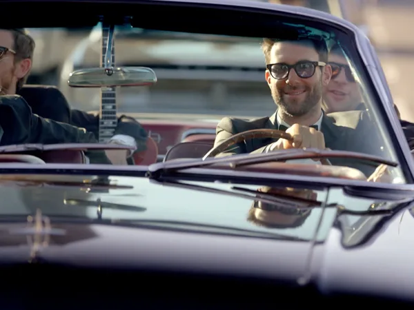 maroon-5-sugar-video-stills-1