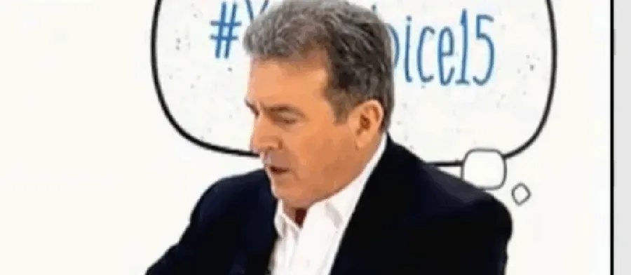 Ο Μιχάλης Χρυσοχοΐδης σε συνέντευξη στο YourVoice15.
