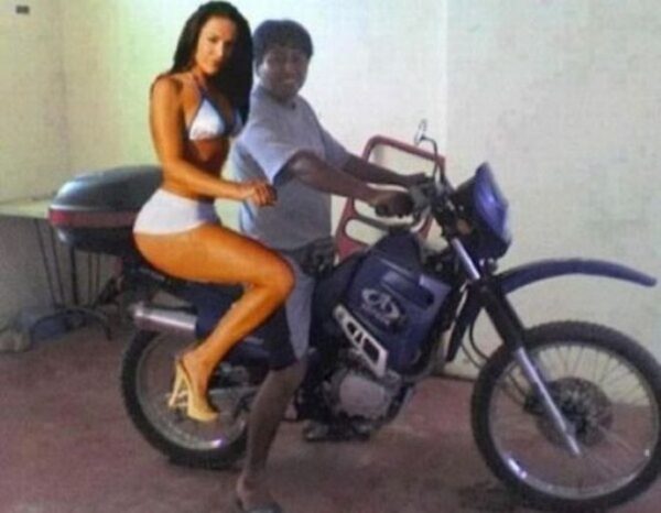 Μπακούρια για πάντα: Τα 25 χειρότερα photoshop όλων των εποχών