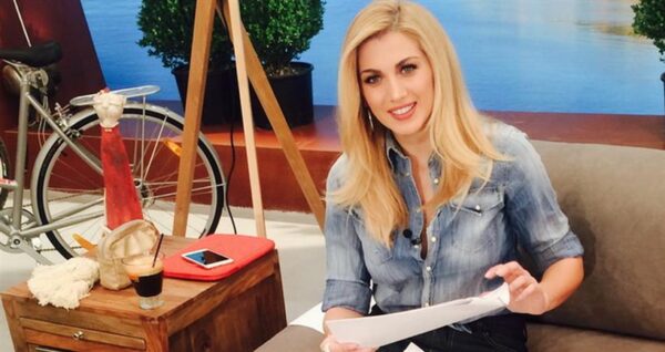 Η Κωνσταντίνα Σπυροπούλου πιο sexy από ποτέ σε βραδυνή έξοδο