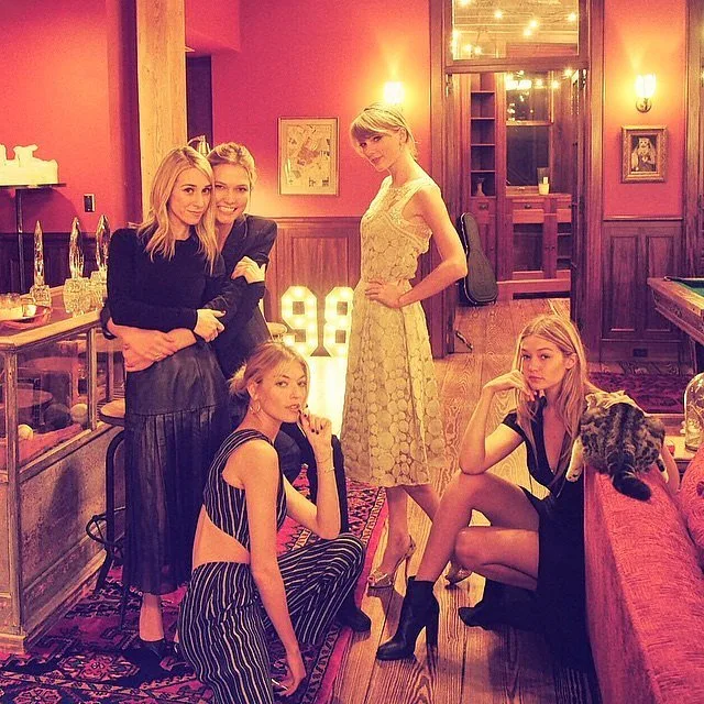 Including-Taylor-Swift-Karlie-Kloss