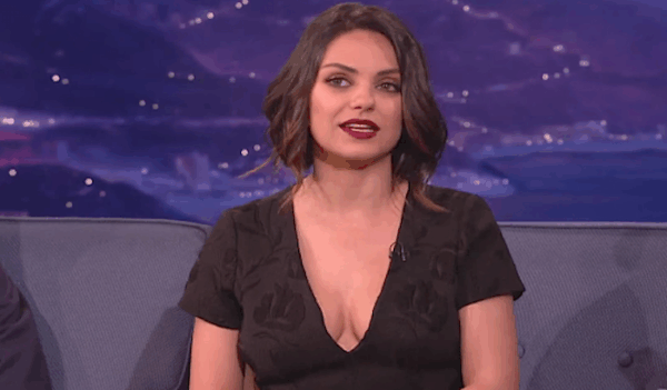 Mila Kunis: Δεν έχω ακόμα συνηθίσει το νέο μου στήθος