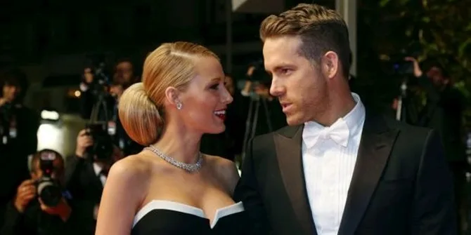 Η Blake Lively και ο Ryan Reynolds σε επίσημη εμφάνιση στο κόκκινο χαλί.