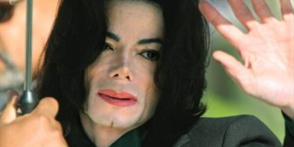 Μάλιστα! Δείτε πως θα ήταν ο Michael Jackson αν δεν είχε κάνει τις πλαστικές